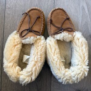 Ugg loafers size 6